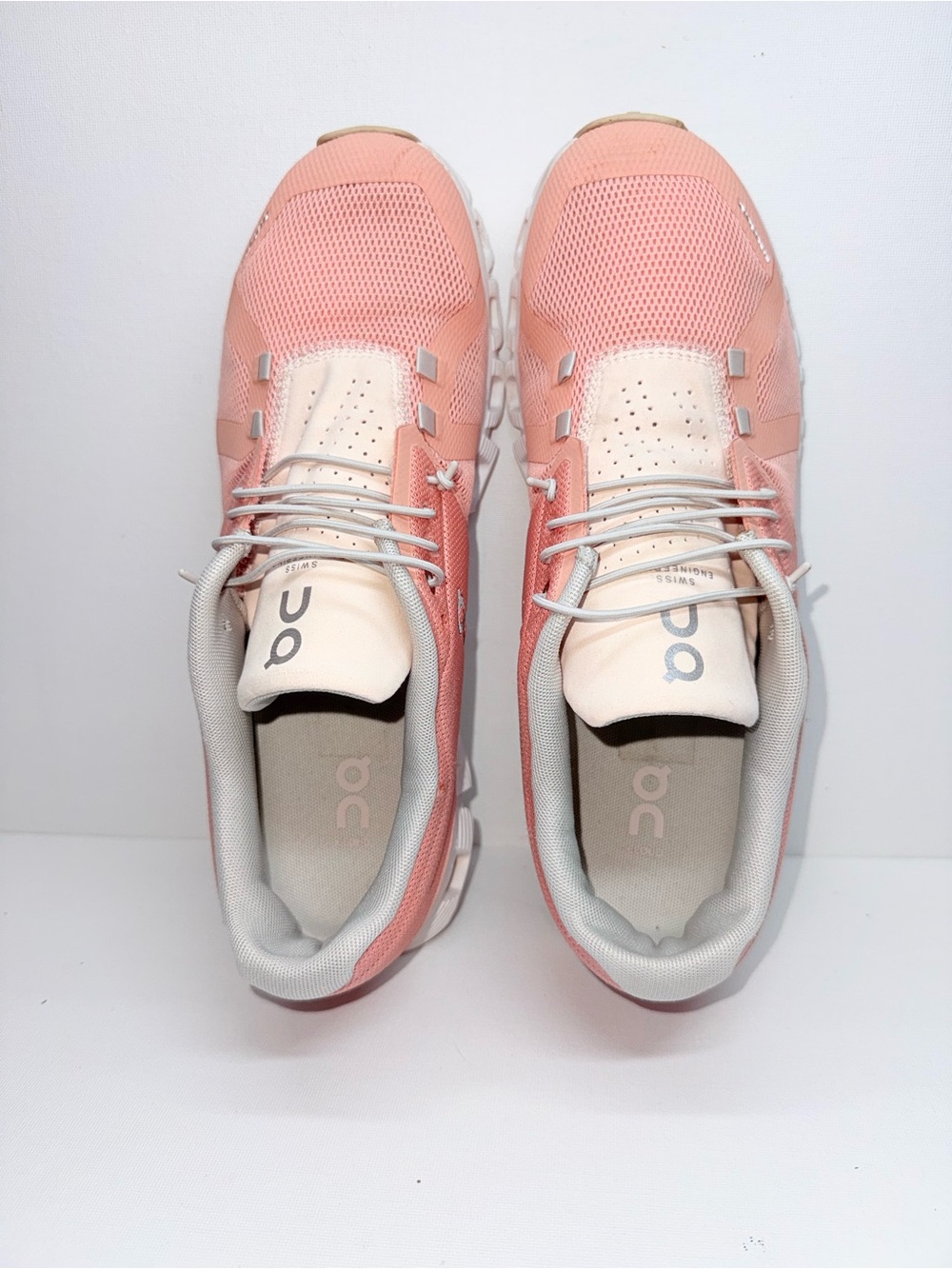 On Running Cloud Women's Running Shoes - Pink View 5